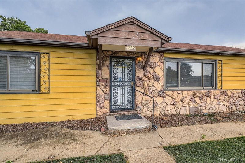 1325 S Tennyson St, Denver, CO 80219
