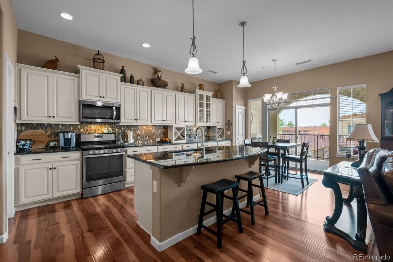 2198 Primo Rd #206, Highlands Ranch, CO 80129