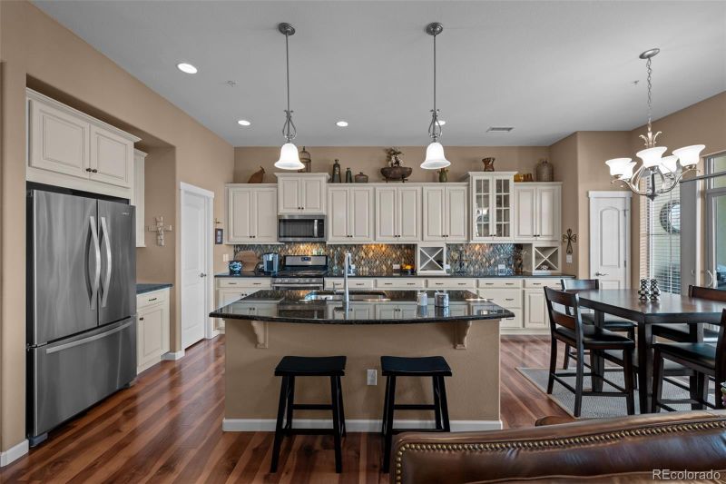 2198 Primo Rd #206, Highlands Ranch, CO 80129