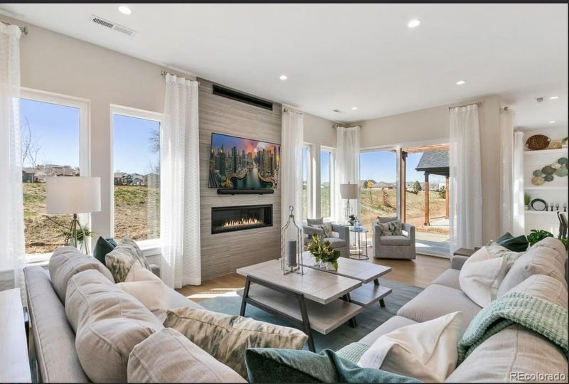 1736 Barefoot Dr, Windsor, CO 80550
