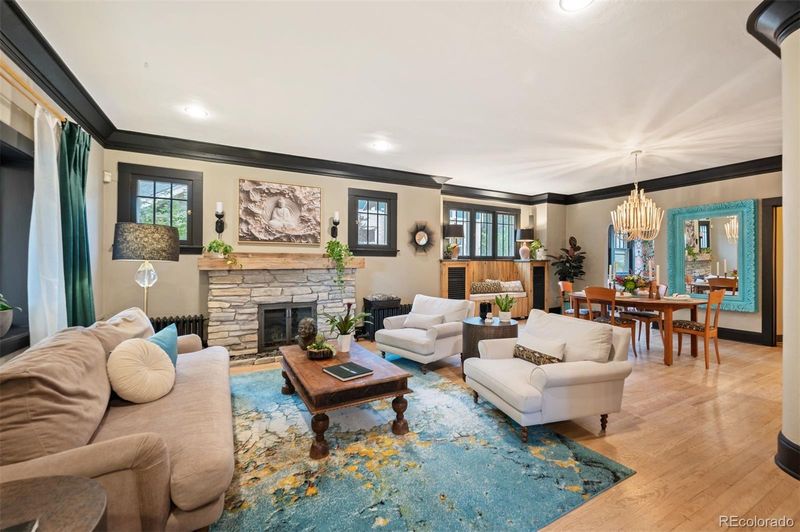 729 Cook St, Denver, CO 80206