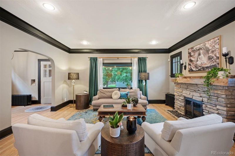 729 Cook St, Denver, CO 80206