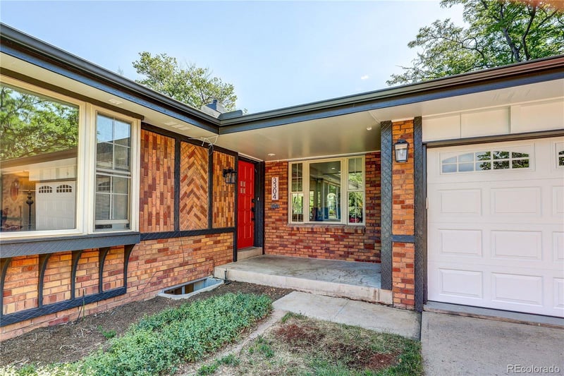 3304 S Valentia Ct, Denver, CO 80231