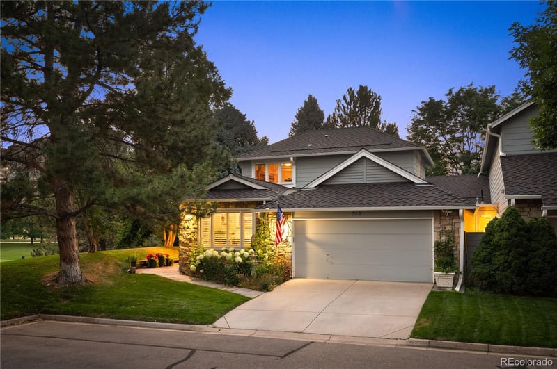 8505 E Temple Dr #513, Denver, CO 80237