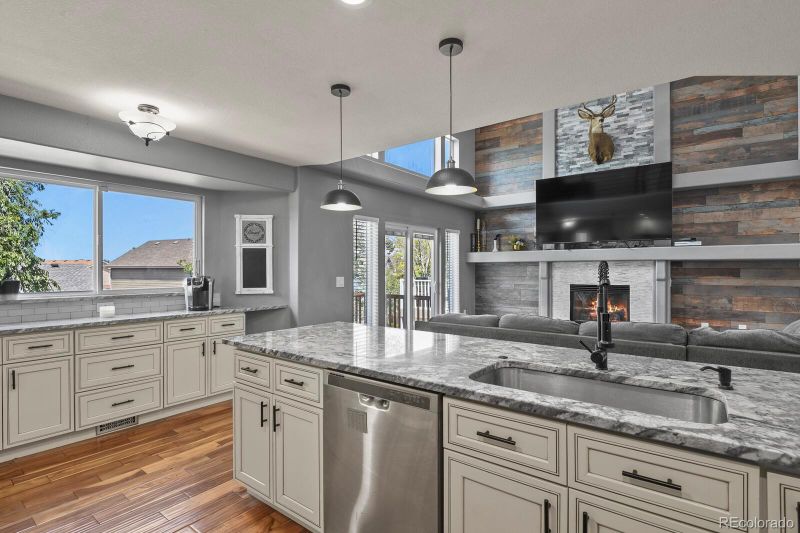6245 E 121st Dr, Brighton, CO 80602