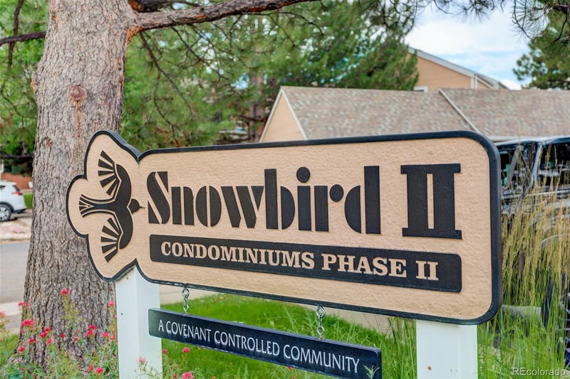 3322 S Ammons St #101, Lakewood, CO 80227