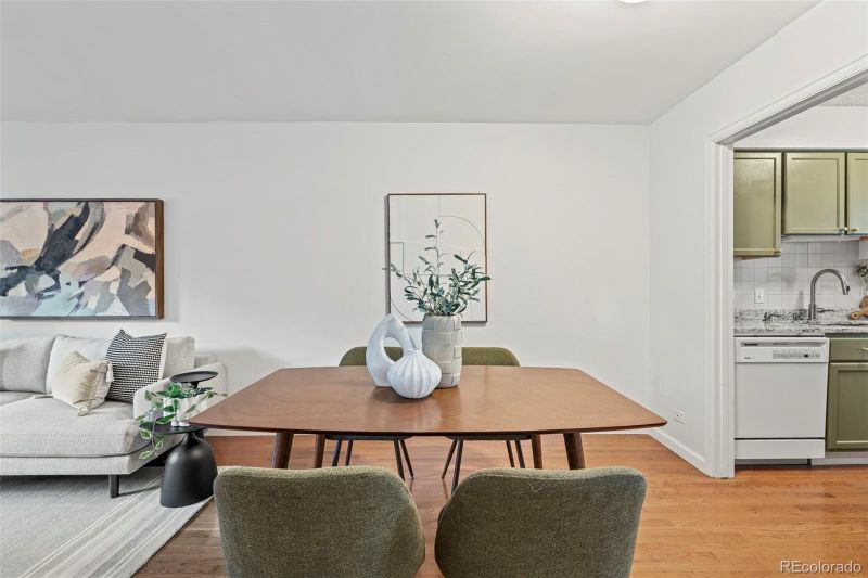 2301 E Fremont Ave #U01, Centennial, CO 80122