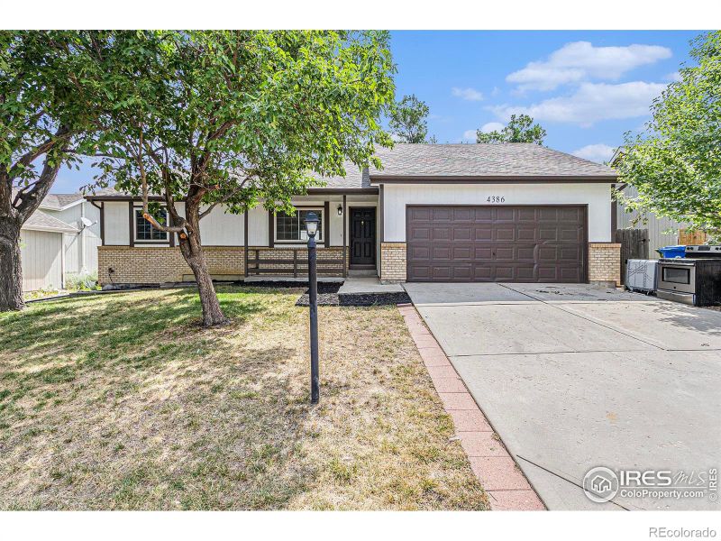 4386 Suncreek Dr, Loveland, CO 80538