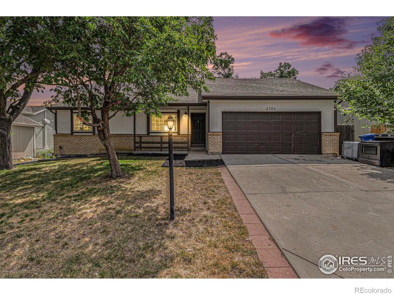 4386 Suncreek Dr, Loveland, CO 80538