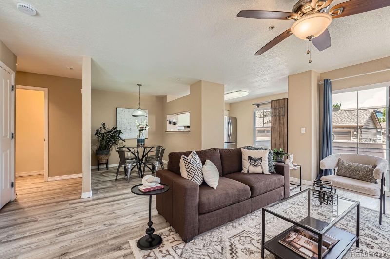 5660 S Algonquian Way #A, Aurora, CO 80016