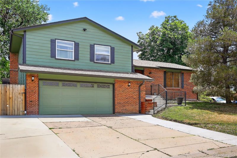 3258 S Ensenada Way, Aurora, CO 80013