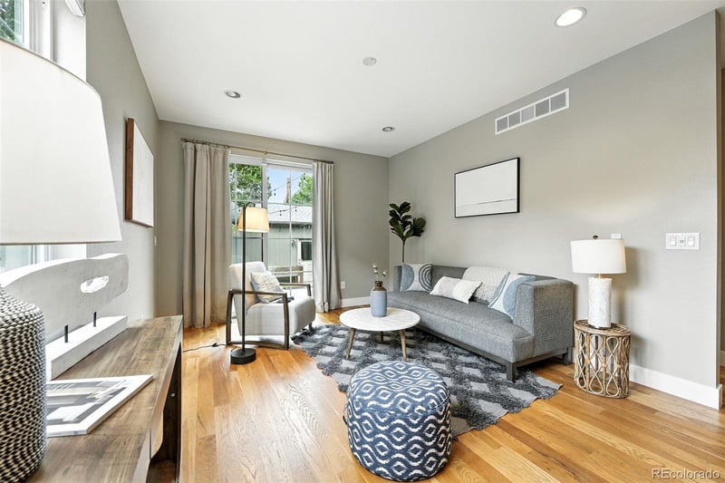 2077 S Clayton St, Denver, CO 80210