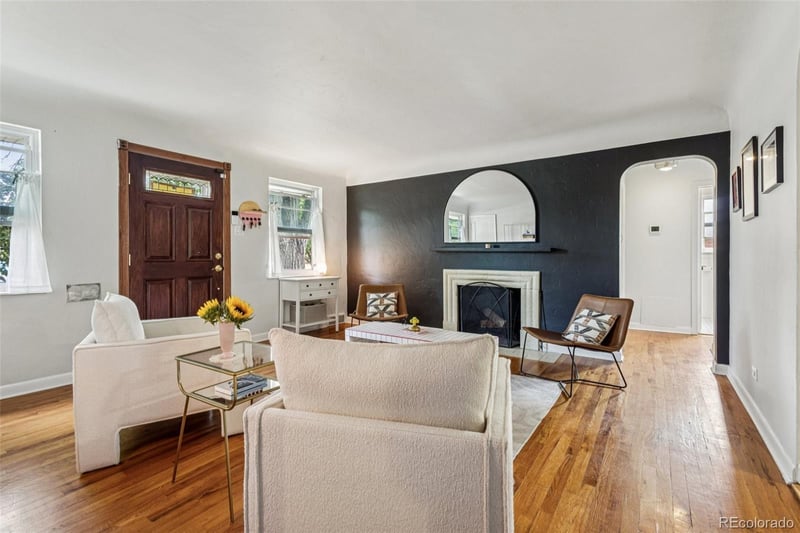 2635 Niagara St, Denver, CO 80207