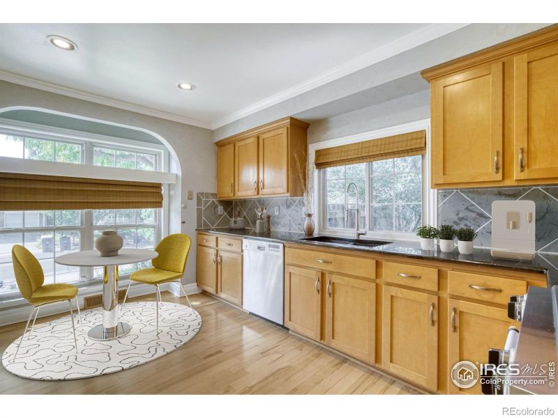 10995 W Half Moon Ps, Littleton, CO 80127