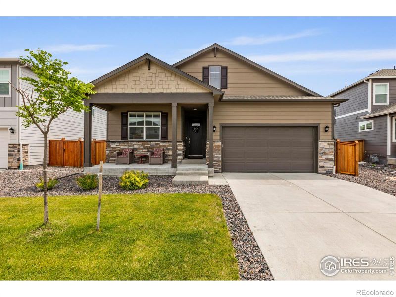 13722 Siltstone St, Longmont, CO 80504