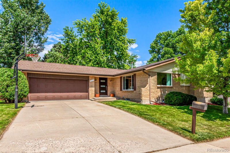 6367 S Albion Way, Centennial, CO 80121