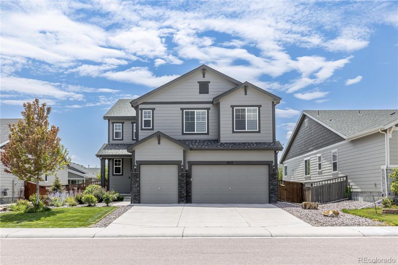 6616 Amur Ln, Castle Rock, CO 80108