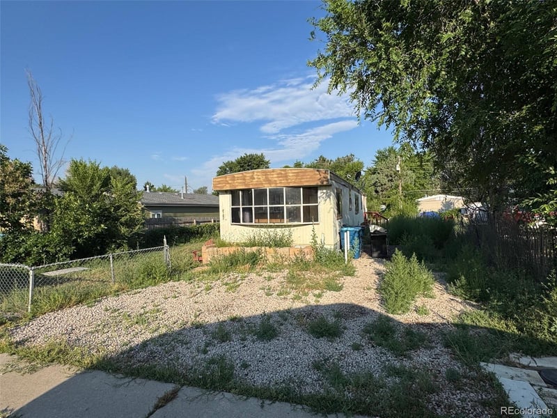228 Elm St, Lochbuie, CO 80603