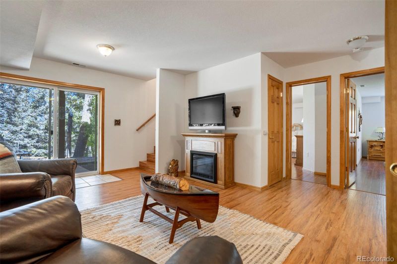 4069 Omer Ln, Divide, CO 80814