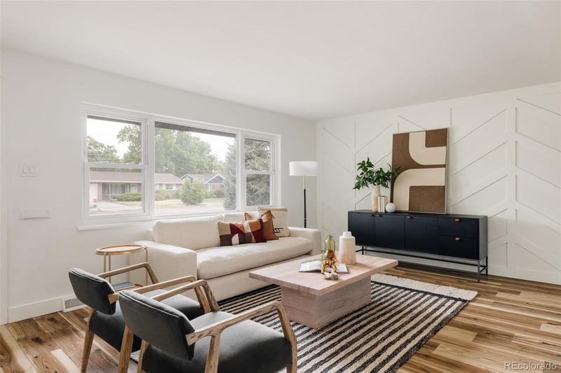 812 S Holly St, Denver, CO 80246