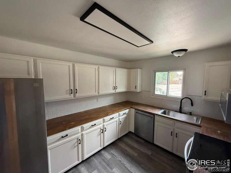 1611 39th St Ct, Evans, CO 80620