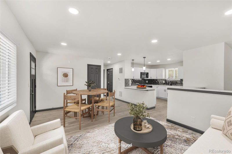 13124 Robins Dr, Denver, CO 80239