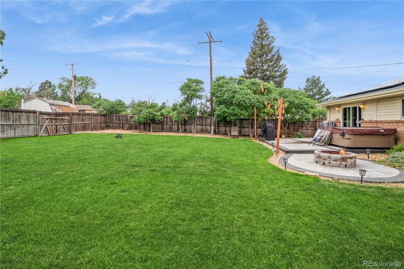 1130 24th Avenue Ct, Greeley, CO 80634
