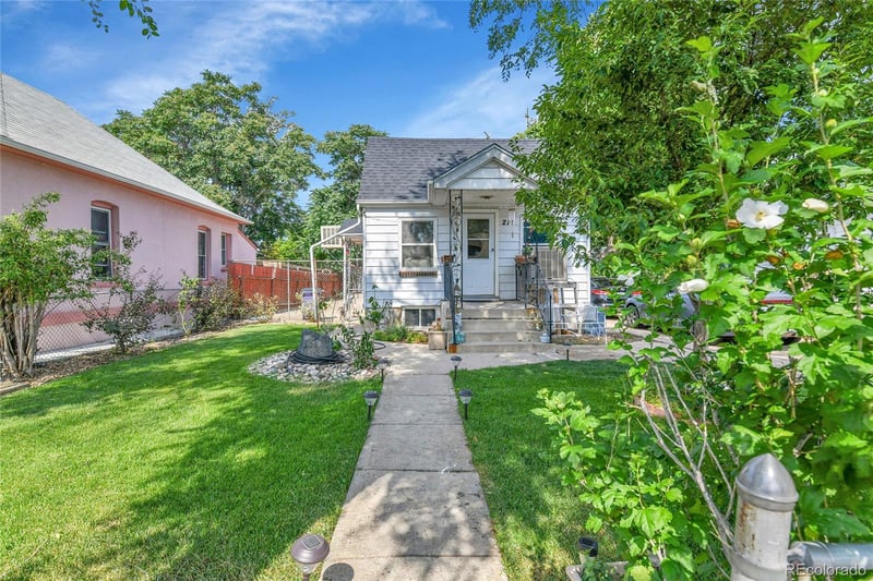 217 Irving St, Denver, CO 80219