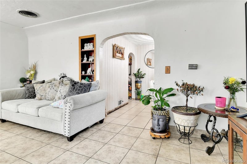 217 Irving St, Denver, CO 80219