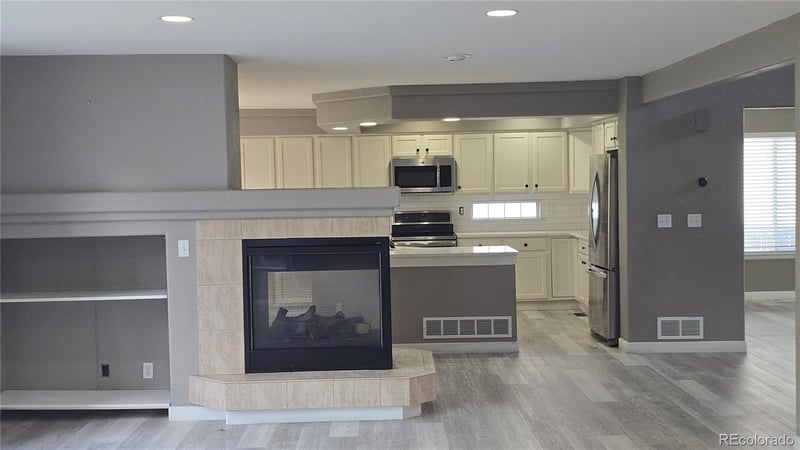 20864 E 49th Ave, Denver, CO 80249