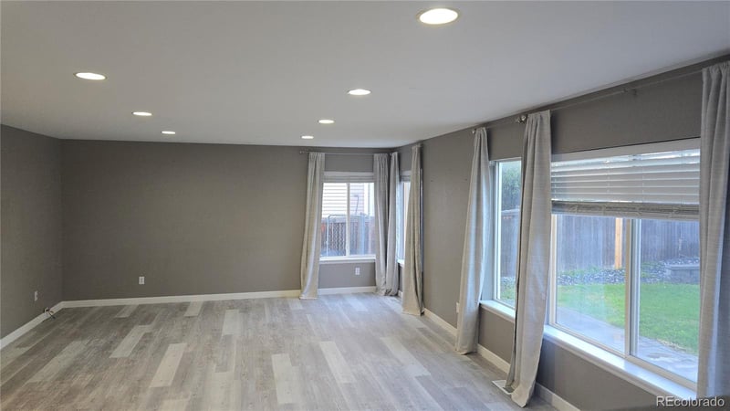20864 E 49th Ave, Denver, CO 80249