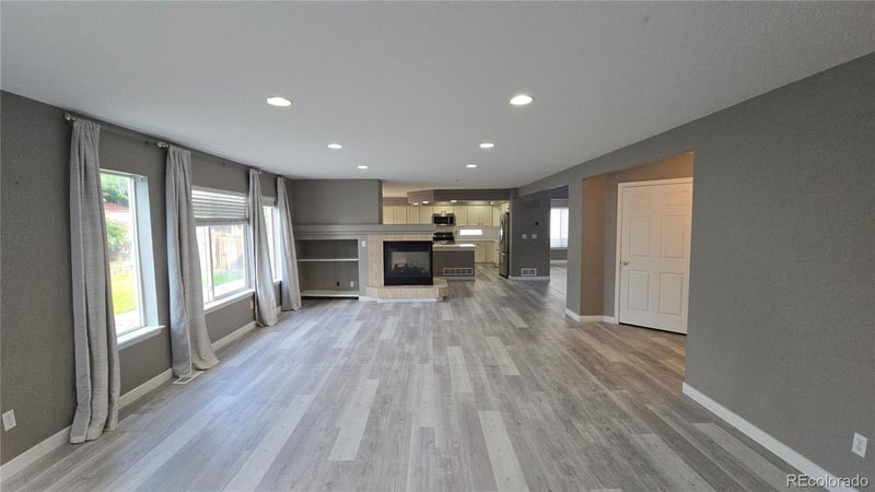 20864 E 49th Ave, Denver, CO 80249