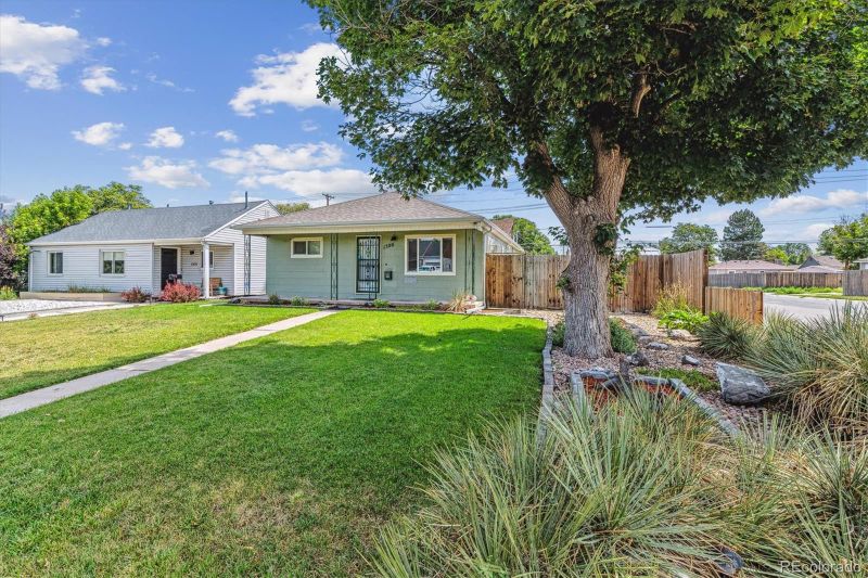 1300 Lima St, Aurora, CO 80010