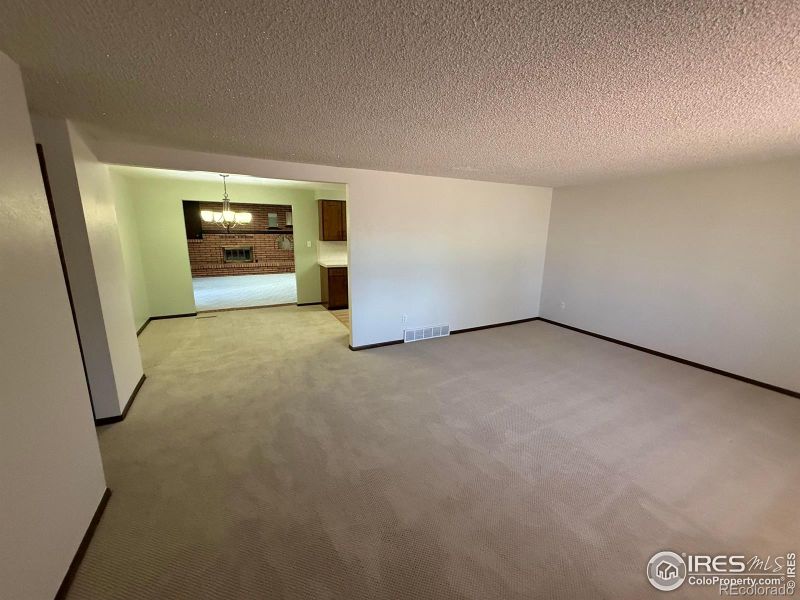 717 W 36th St, Loveland, CO 80538