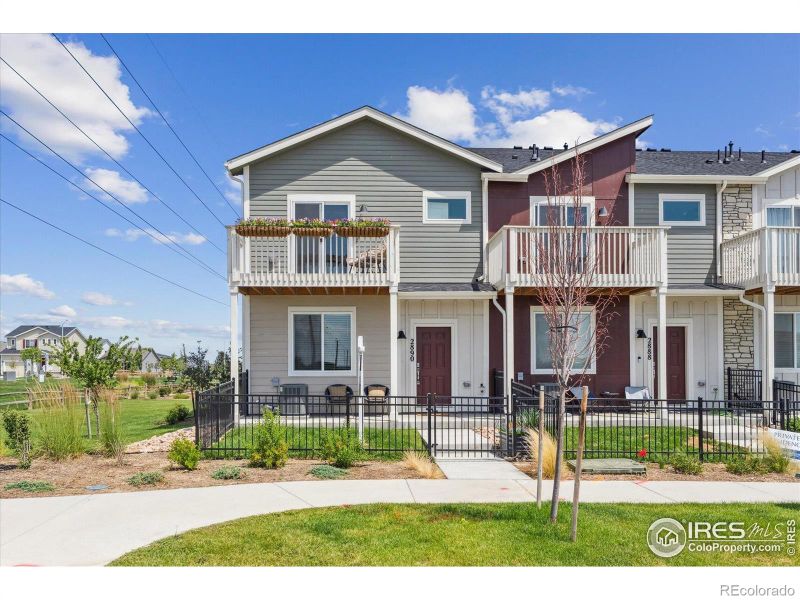 2890 S Flat Cir, Longmont, CO 80503