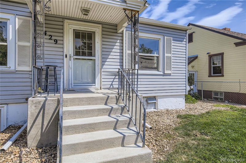 429 13th St, Greeley, CO 80631