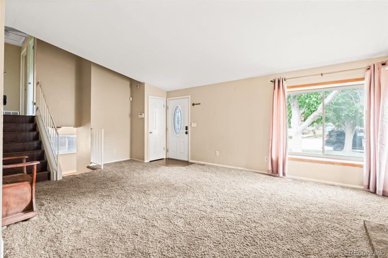 19094 E Oberlin Dr, Aurora, CO 80013