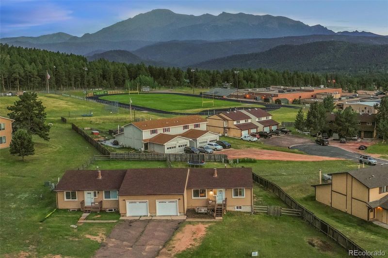 1003 Mountain View Rd, Woodland Park, CO 80863