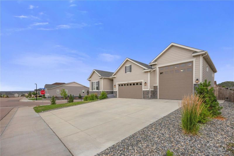 6324 Leilani Dr, Castle Rock, CO 80108