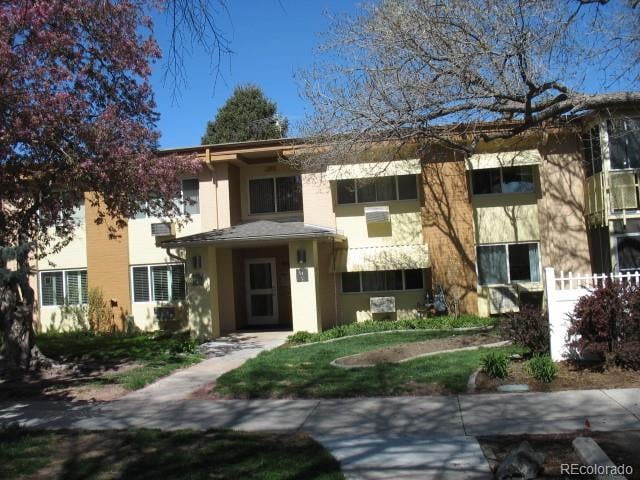 665 S Clinton St #3A, Denver, CO 80247