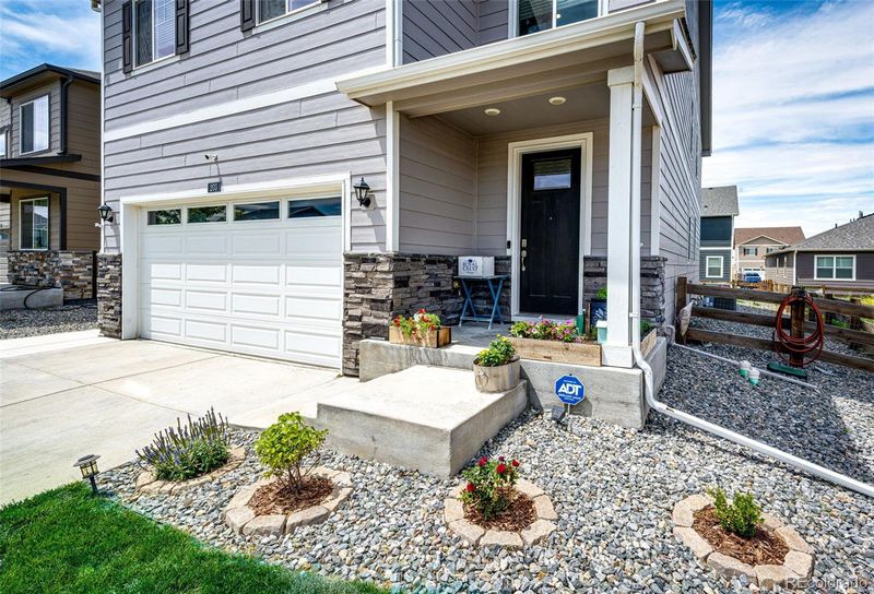 203 Coyote St, Bennett, CO 80102