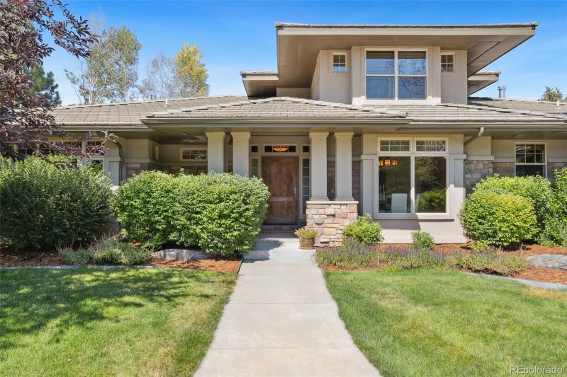 8971 Prairie Knoll Dr, Longmont, CO 80503