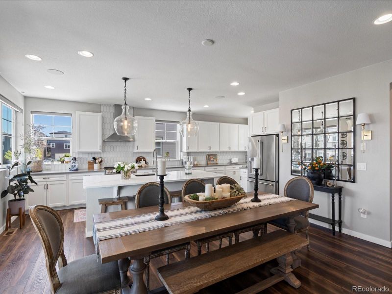 8989 Southurst St, Highlands Ranch, CO 80129