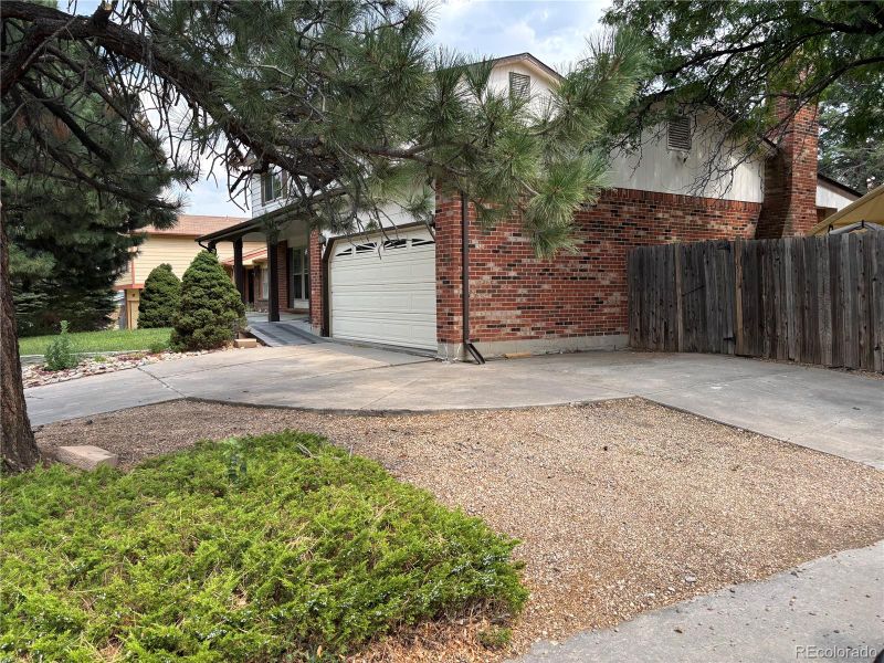 14608 E Oregon, Aurora, CO 80012