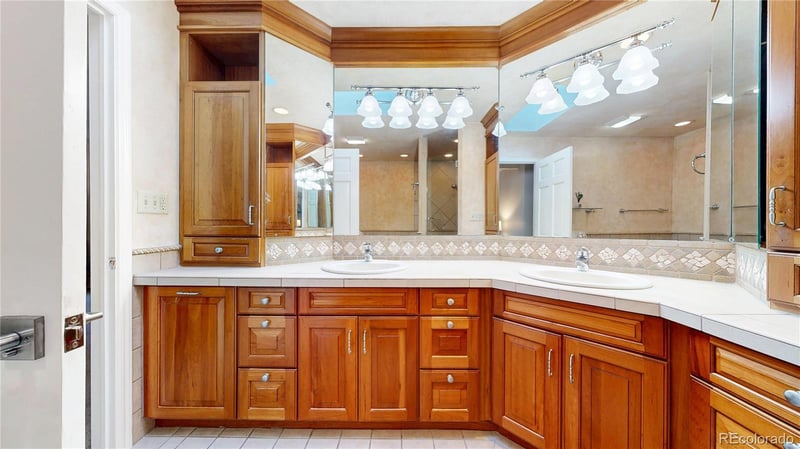 4020 S Holly St, Cherry Hills Village, CO 80111