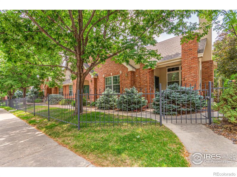 1333 Charles Dr #8, Longmont, CO 80503