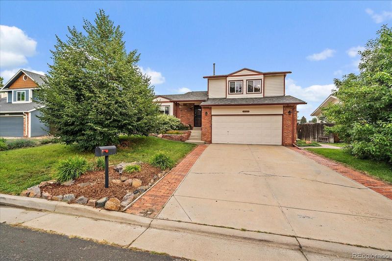 19727 E Eldorado Dr, Aurora, CO 80013