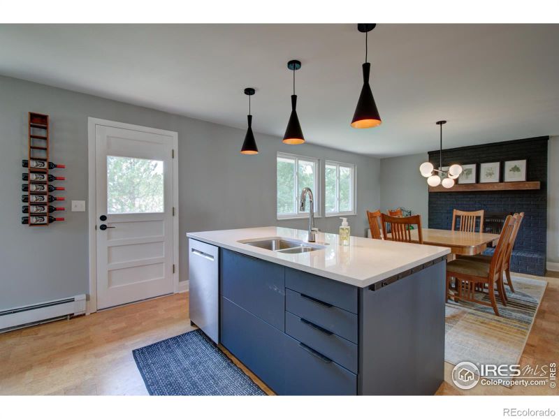 4236 Redwood Ct, Boulder, CO 80301