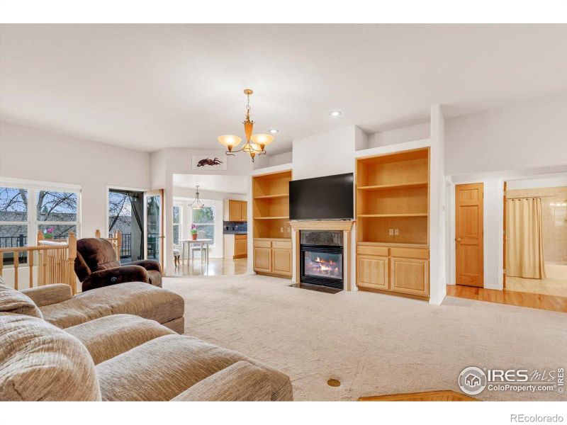 1730 Crestone Dr, Longmont, CO 80504