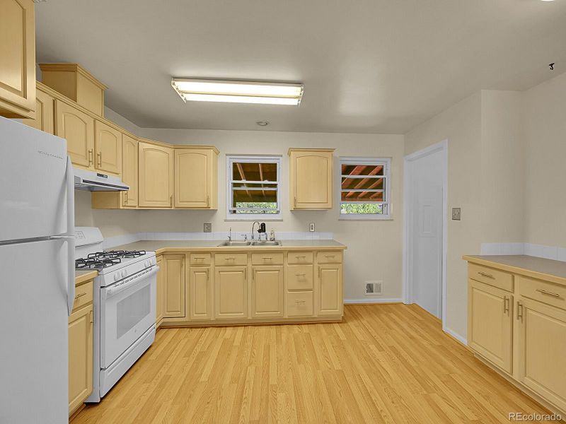 11350 Corona Dr, Northglenn, CO 80233